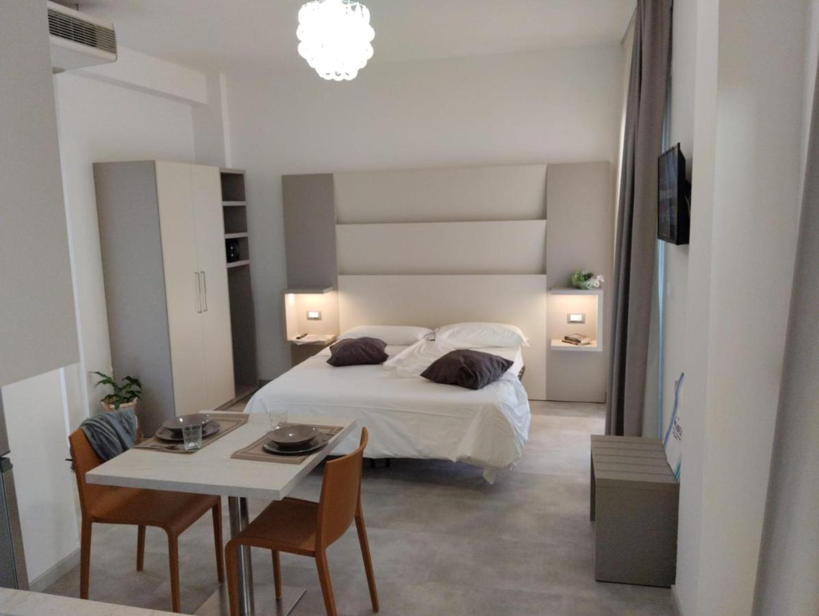 Hotel Abel & Residence 切塞纳蒂科 外观 照片