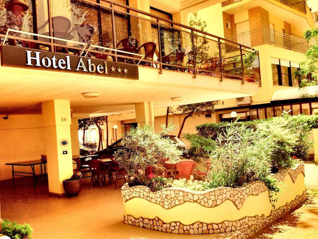 Hotel Abel & Residence 切塞纳蒂科 外观 照片