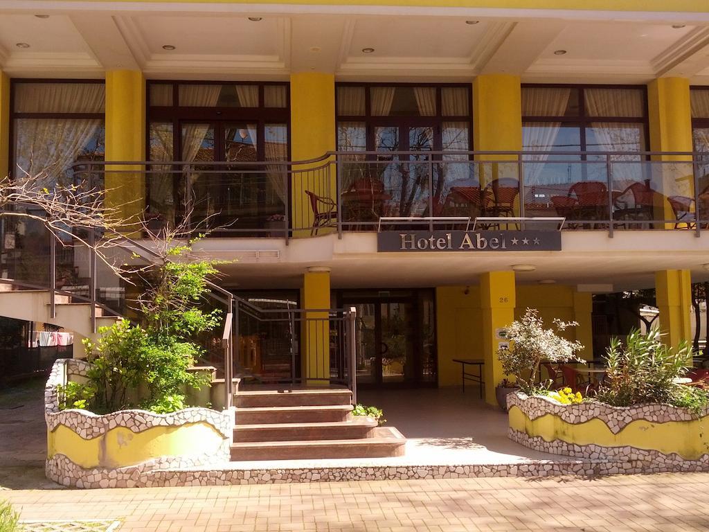 Hotel Abel & Residence 切塞纳蒂科 外观 照片